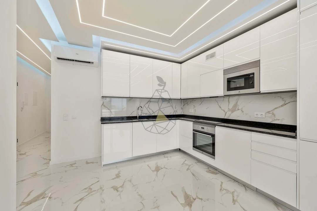 Apartamento T3 para Venda em Quarteira Foto 7