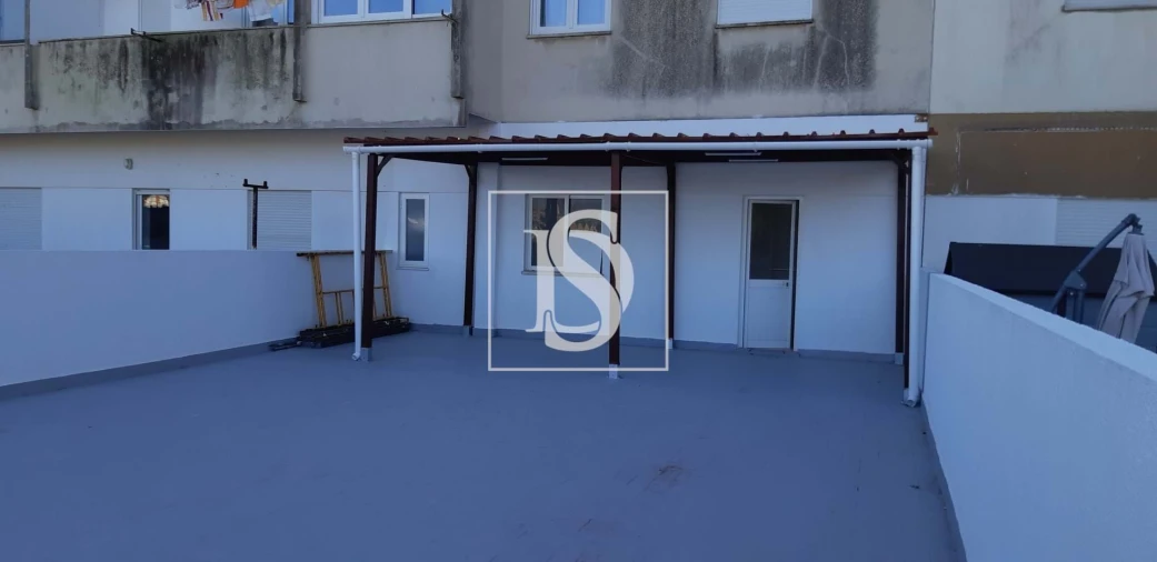 Negócio para Venda em Alto do Seixalinho, Santo André e Verderena Foto 15