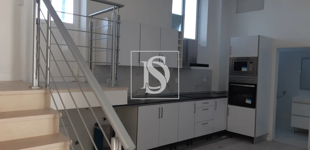 Negócio para Venda em Alto do Seixalinho, Santo André e Verderena Foto 2