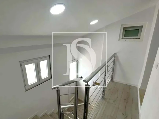 Moradia T9 para Venda em Ajuda Foto 20