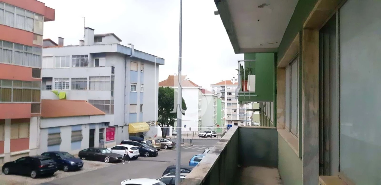 Armazém para Venda em Agualva e Mira-Sintra Foto 13