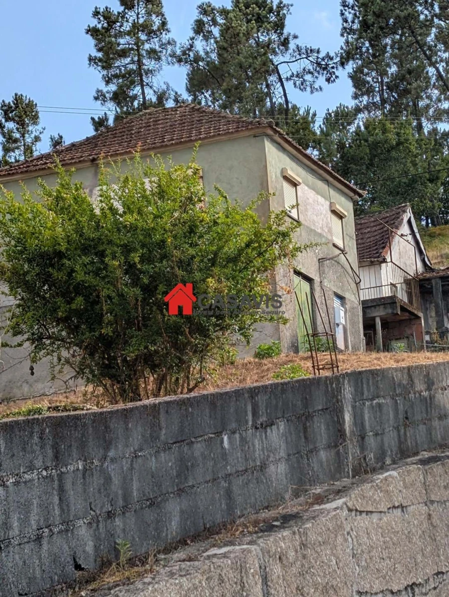 Moradia T3 para Venda em Viseu Foto 3