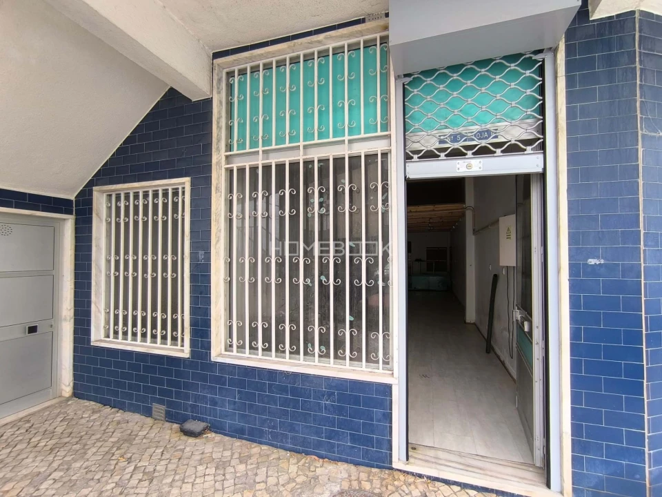 Negócio para Venda em Loures Foto 1