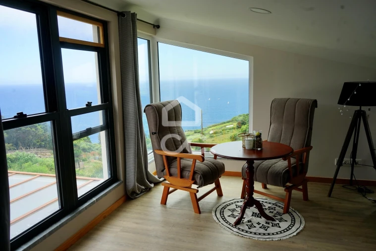 Moradia T3 para Venda em Feteira Foto 19