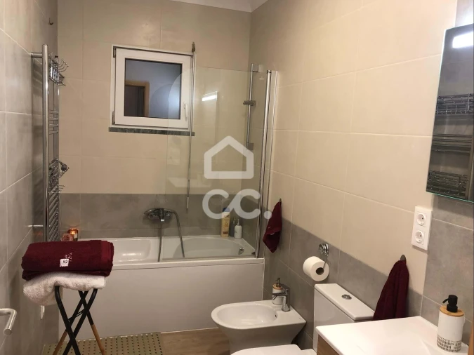 Moradia T3 para Venda em Feteira Foto 15