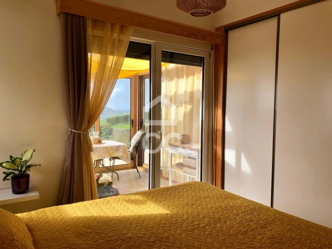 Moradia T3 para Venda em Feteira Foto 6