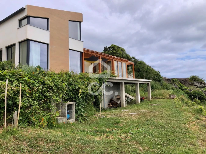 Moradia T3 para Venda em Feteira Foto 22