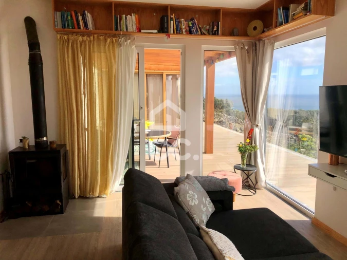 Moradia T3 para Venda em Feteira Foto 4