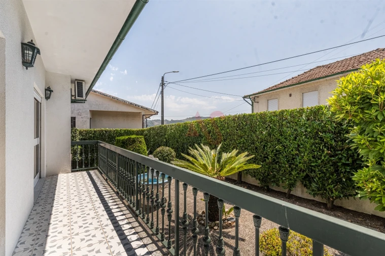 Moradia T5 para Venda em Santa Eulália Foto 10