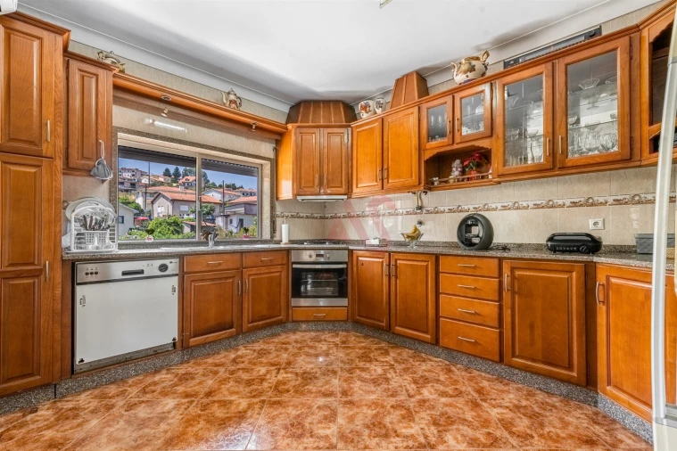 Moradia T5 para Venda em Santa Eulália Foto 5