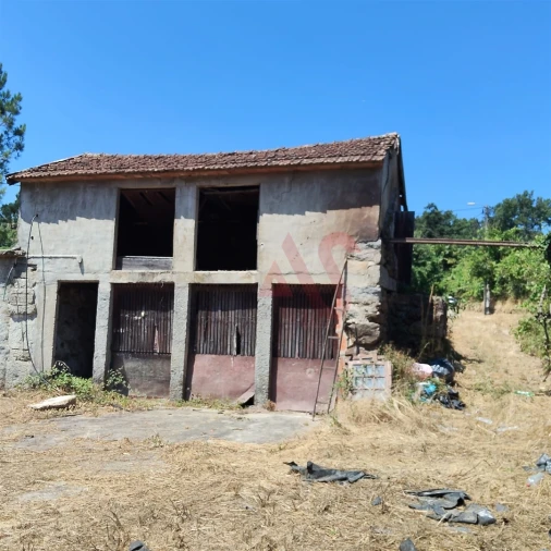 Moradia T4 para Venda em Vila Cova da Lixa e Borba de Godim Foto 2