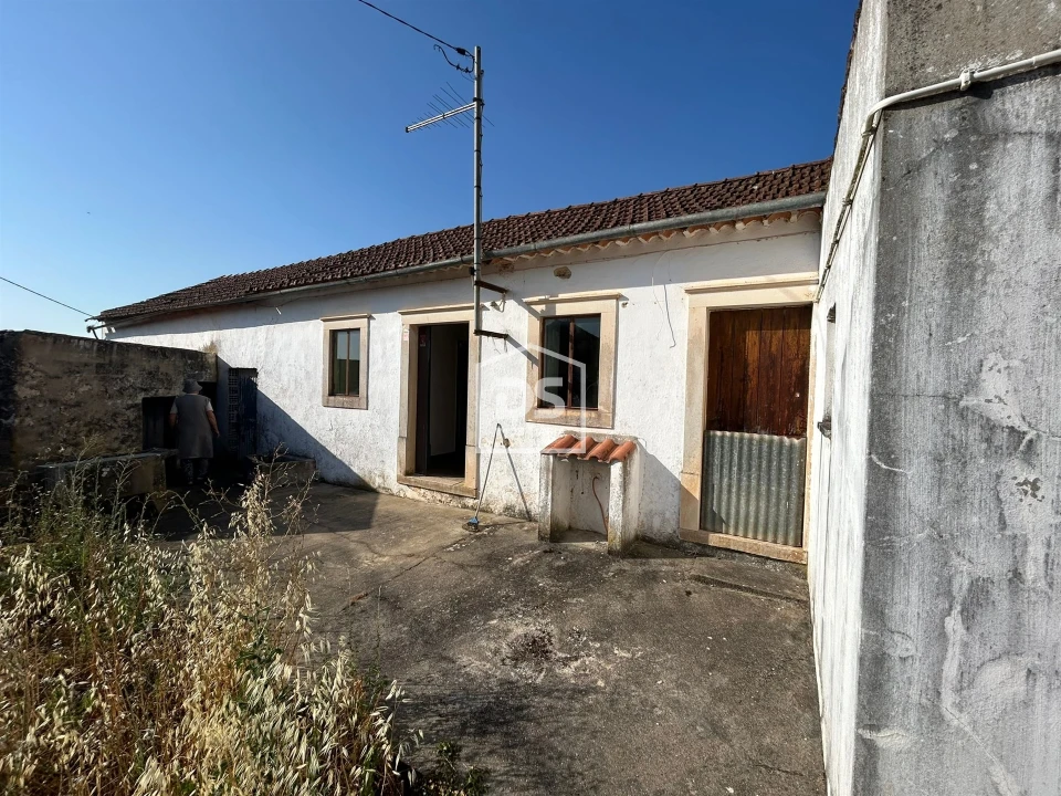 Moradia T2 para Venda em Aljubarrota Foto 11