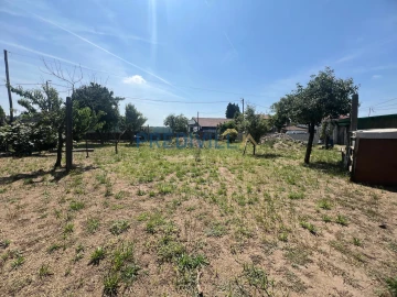 Terreno para Venda em Castêlo da Maia