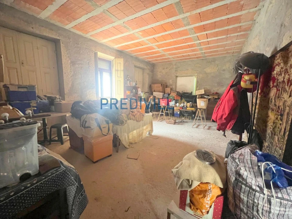 Moradia T2 para Venda em Castêlo da Maia Foto 6