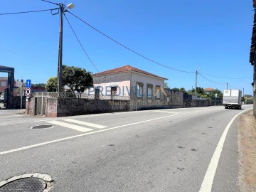 Moradia T2 para Venda em Castêlo da Maia