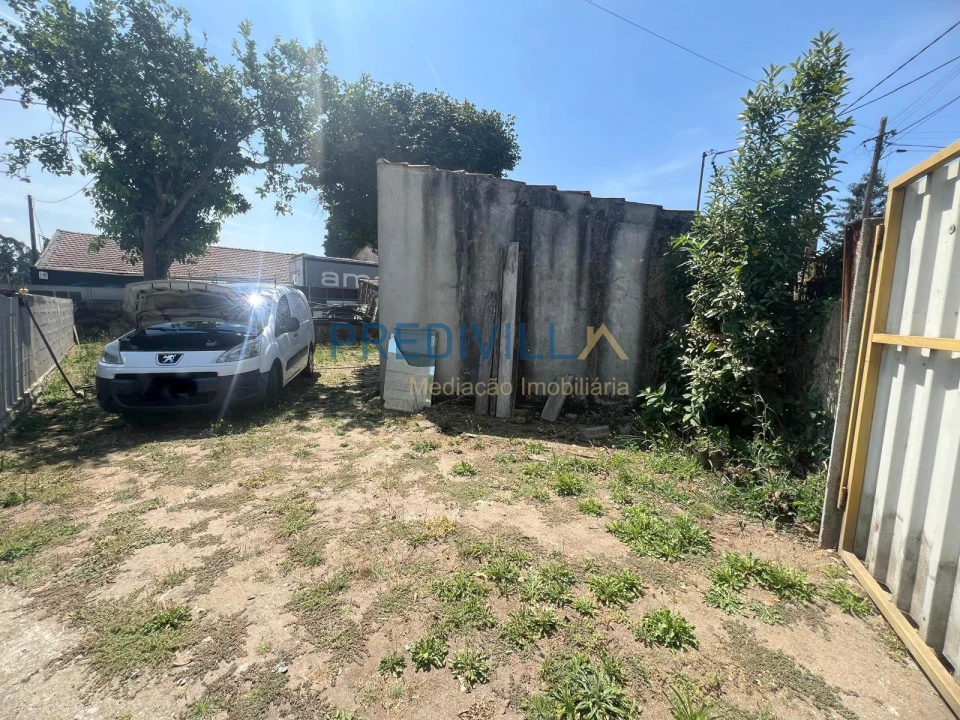 Moradia T2 para Venda em Castêlo da Maia Foto 13