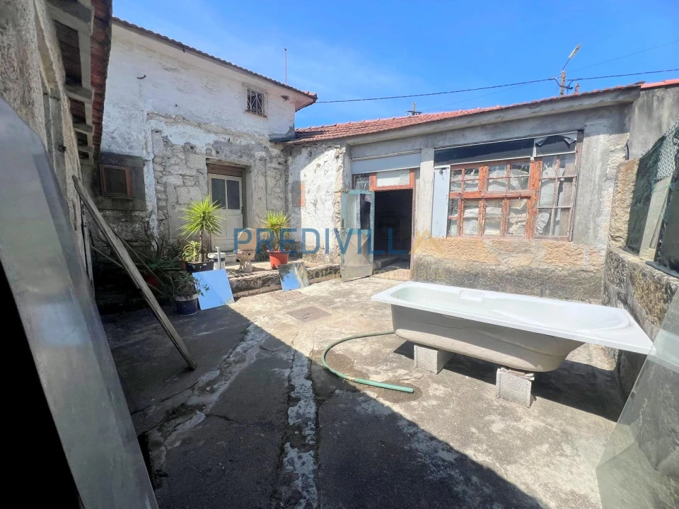 Moradia T2 para Venda em Castêlo da Maia Foto 3