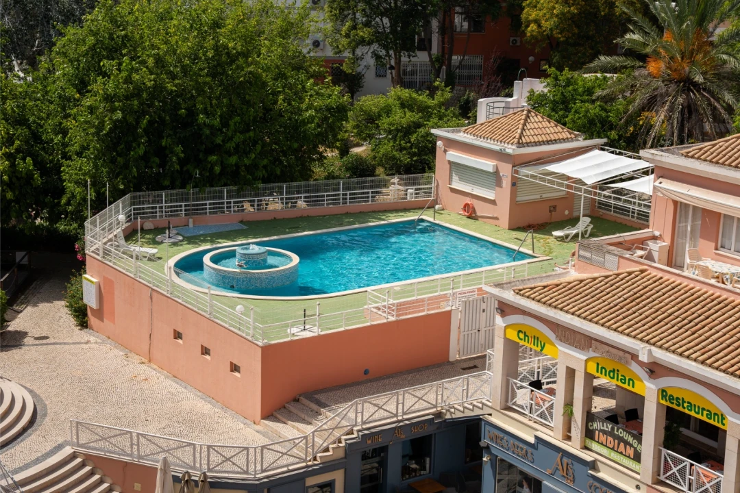 Apartamento T3 para Venda em Quarteira Foto 1