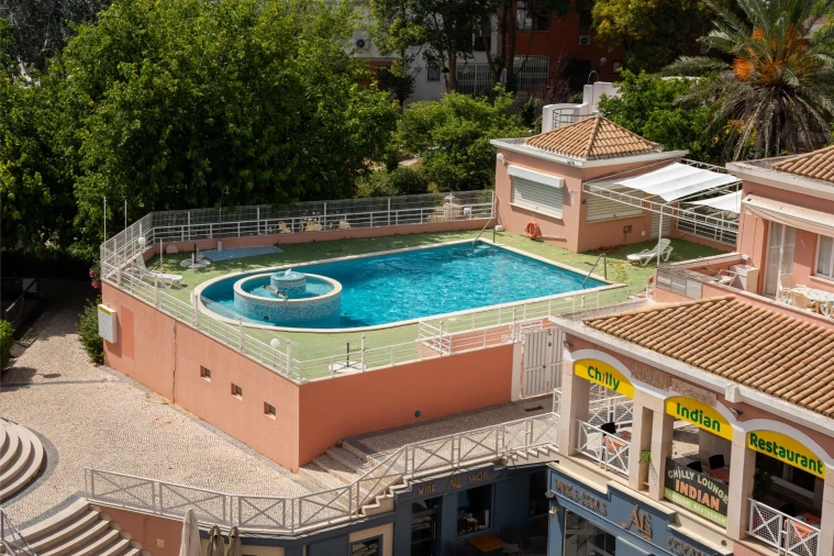 Apartamento T3 para Venda em Quarteira Foto 64