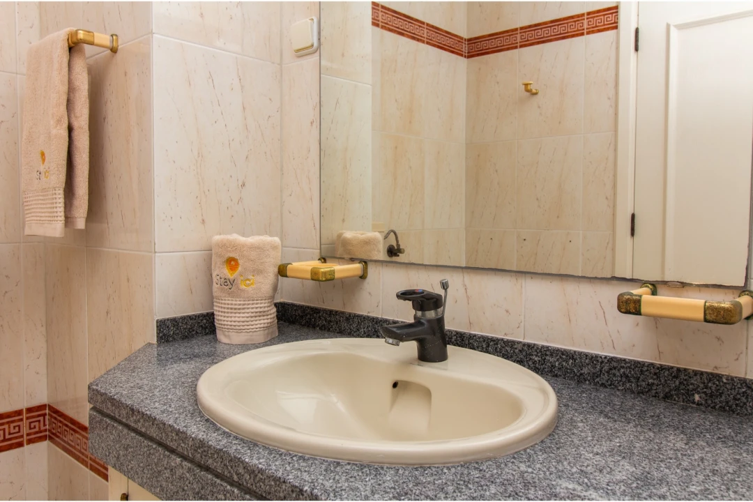 Apartamento T3 para Venda em Quarteira Foto 24