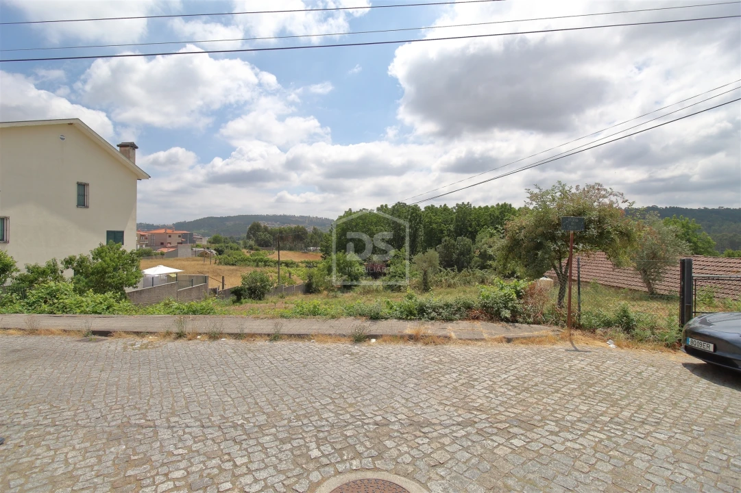 Terreno para Venda em Penafiel Foto 7