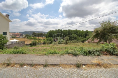 Terreno para Venda em Penafiel