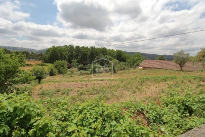 Terreno para Venda em Penafiel