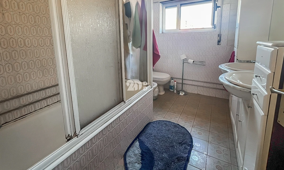 Moradia T4 para Venda em Vila Nova de Famalicão e Calendário Foto 21