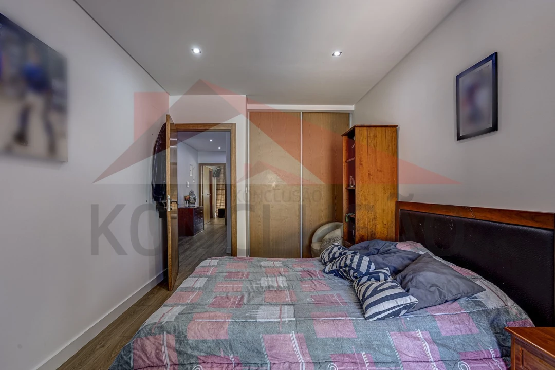 Moradia T4 para Venda em Alverca do Ribatejo e Sobralinho Foto 17