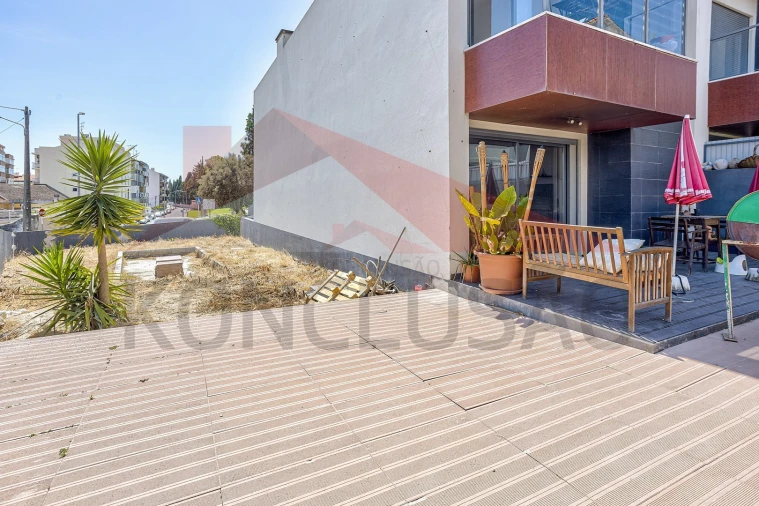 Moradia T4 para Venda em Alverca do Ribatejo e Sobralinho Foto 11