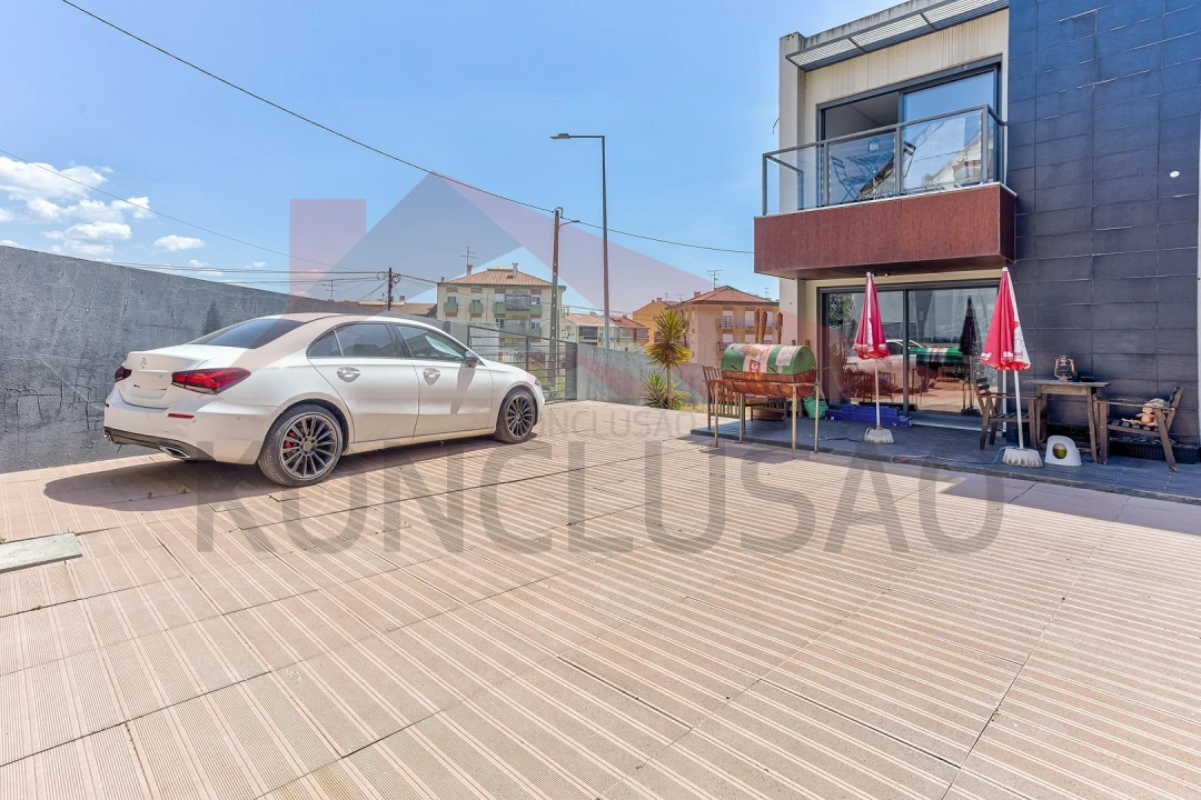 Moradia T4 para Venda em Alverca do Ribatejo e Sobralinho Foto 10