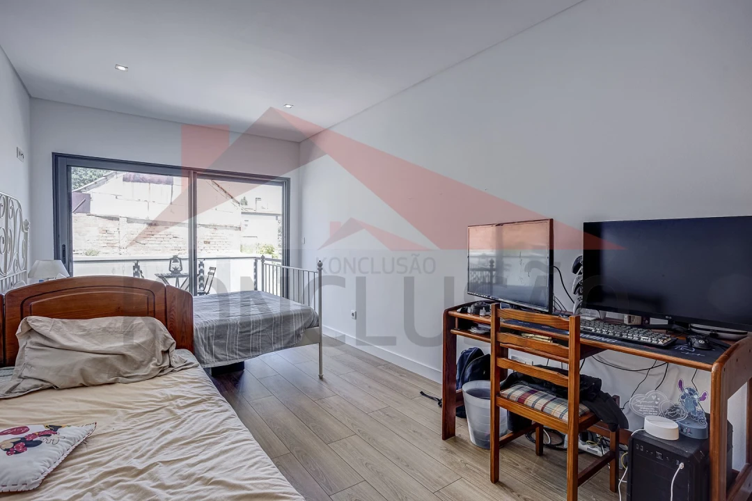 Moradia T4 para Venda em Alverca do Ribatejo e Sobralinho Foto 20