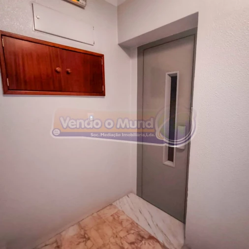 Escritório para Venda em Vila Franca de Xira Foto 4