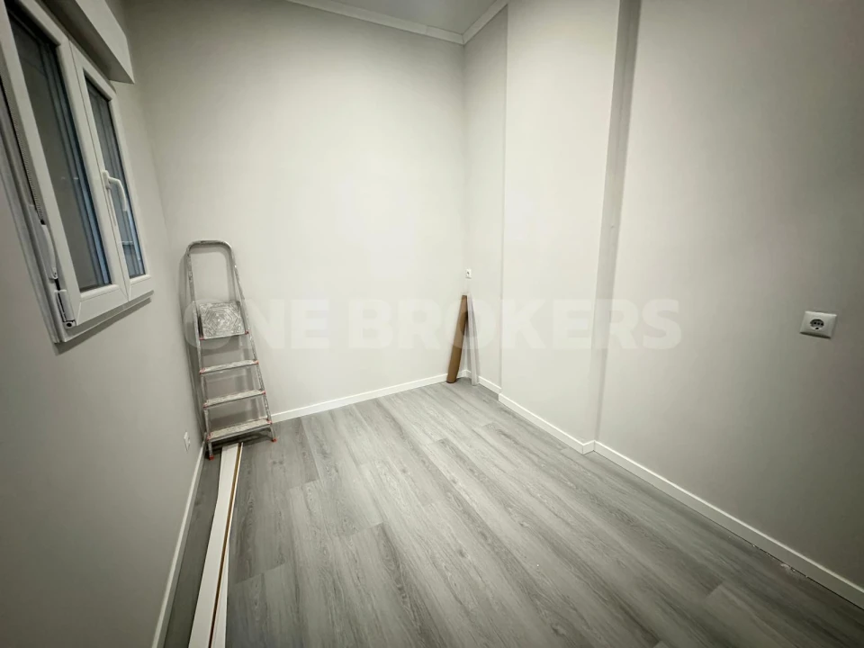 Apartamento T1 para Venda em Queluz e Belas Foto 3