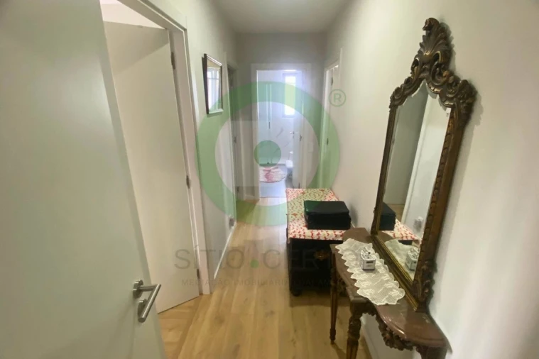 Apartamento T2 para Venda em Santa Maria Maior Foto 8