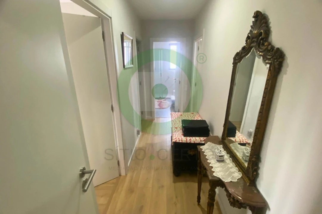 Apartamento T2 para Venda em Santa Maria Maior Foto 8