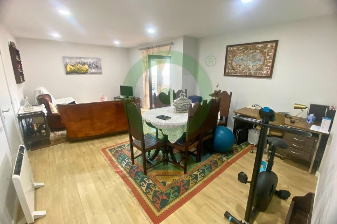 Apartamento T2 para Venda em Santa Maria Maior Foto 5