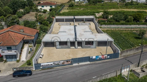 Moradia T3 para Venda em Lago