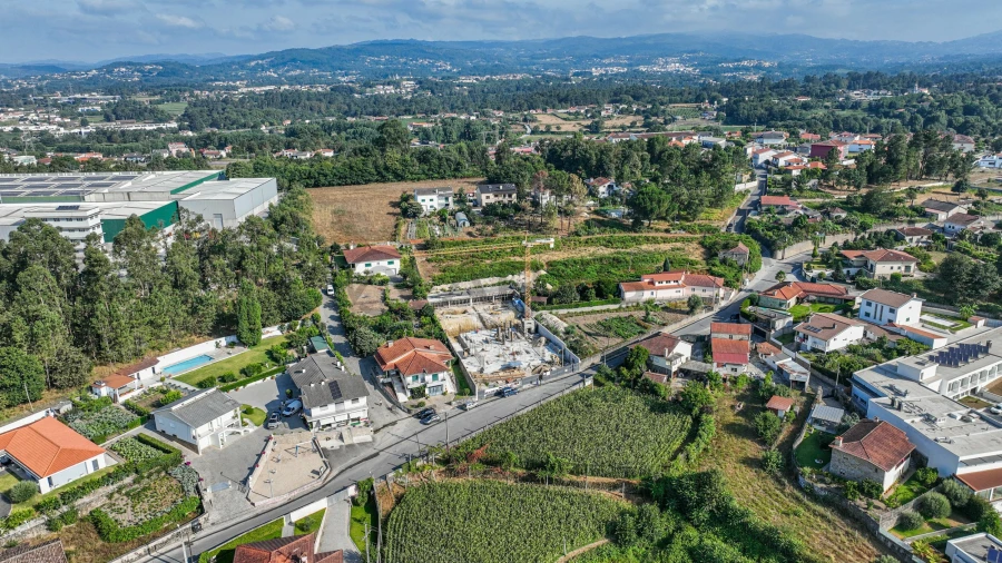 Moradia T3 para Venda em Lago Foto 16