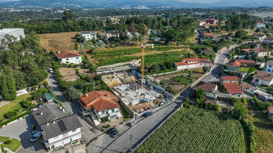 Moradia T3 para Venda em Lago Foto 18