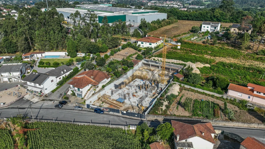 Moradia T3 para Venda em Lago Foto 19