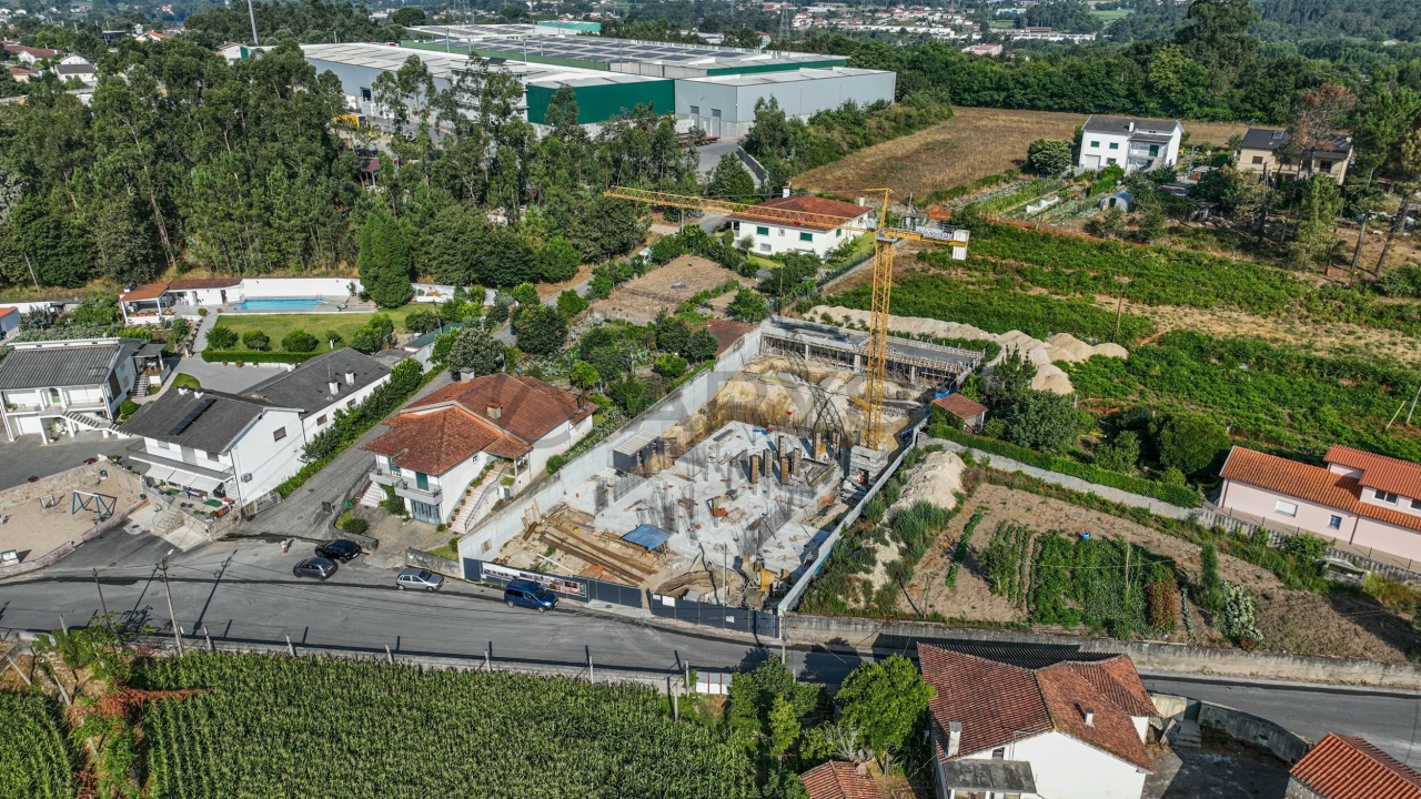 Moradia T3 para Venda em Lago Foto 19