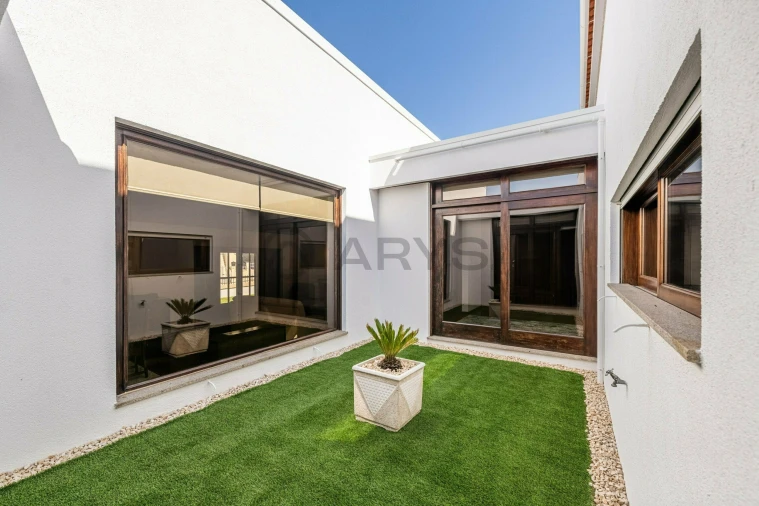 Moradia T3 para Venda em Fafe Foto 2