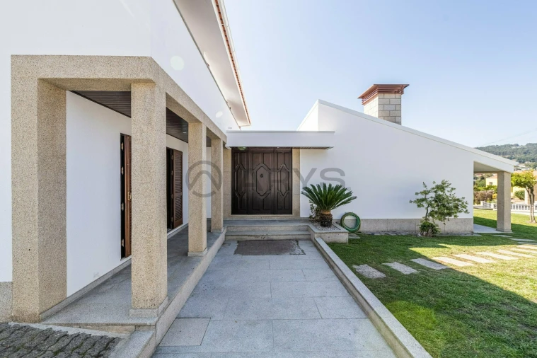 Moradia T3 para Venda em Fafe Foto 1