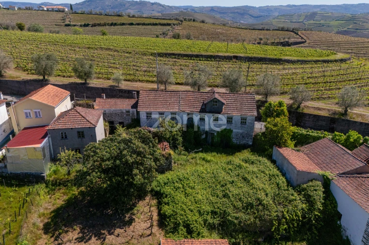 Moradia T4 para Venda em Lobrigos (São Miguel e São João Baptista) e Sanhoane Foto 8