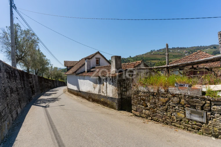 Moradia T4 para Venda em Lobrigos (São Miguel e São João Baptista) e Sanhoane Foto 5