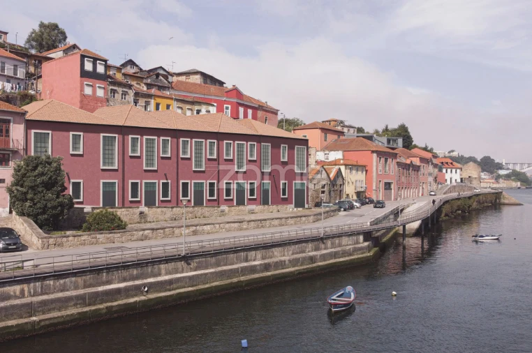 Negócio para Venda em Santa Marinha e São Pedro da Afurada Foto 15