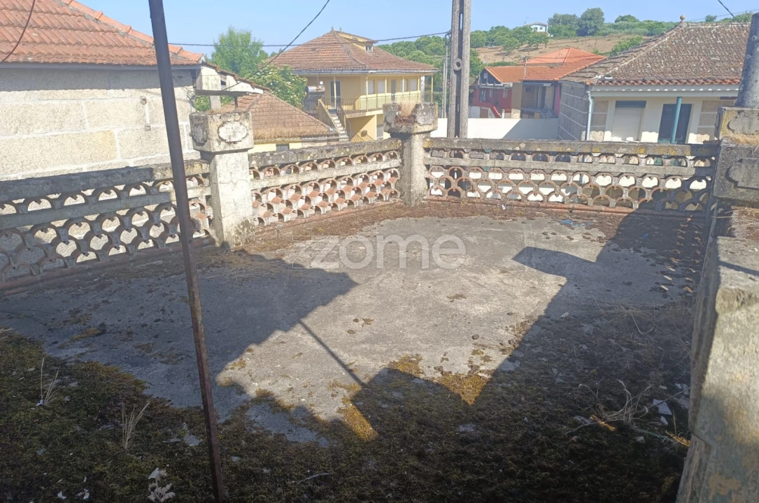 Moradia T2 para Venda em Nogueira da Montanha Foto 13