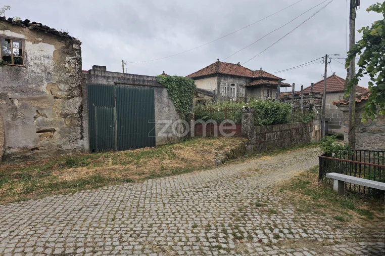 Moradia T2 para Venda em Nogueira da Montanha Foto 12