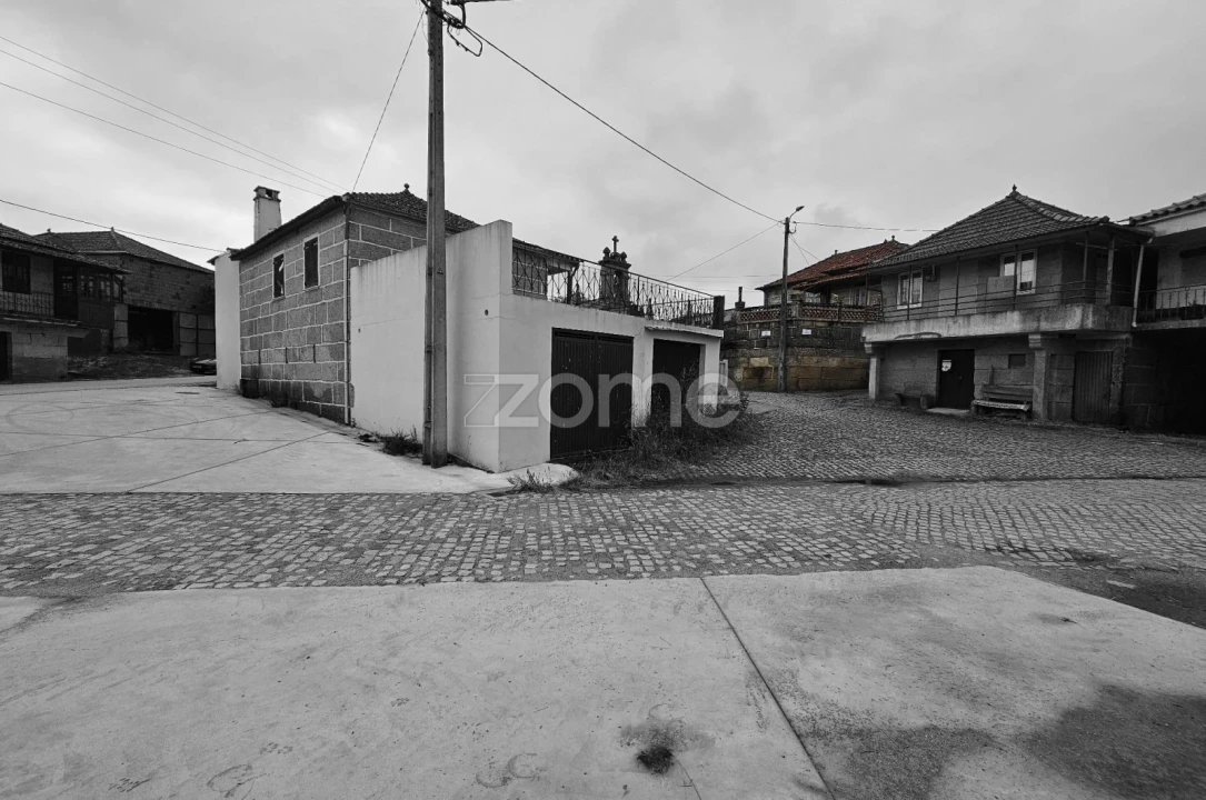 Moradia T2 para Venda em Nogueira da Montanha Foto 7